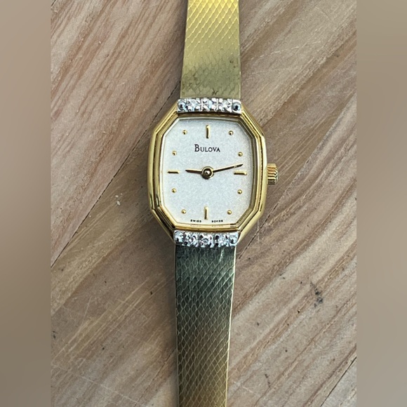 Bulova Quartz Vintage Bulova Watch Women Bulova Ladies Watch